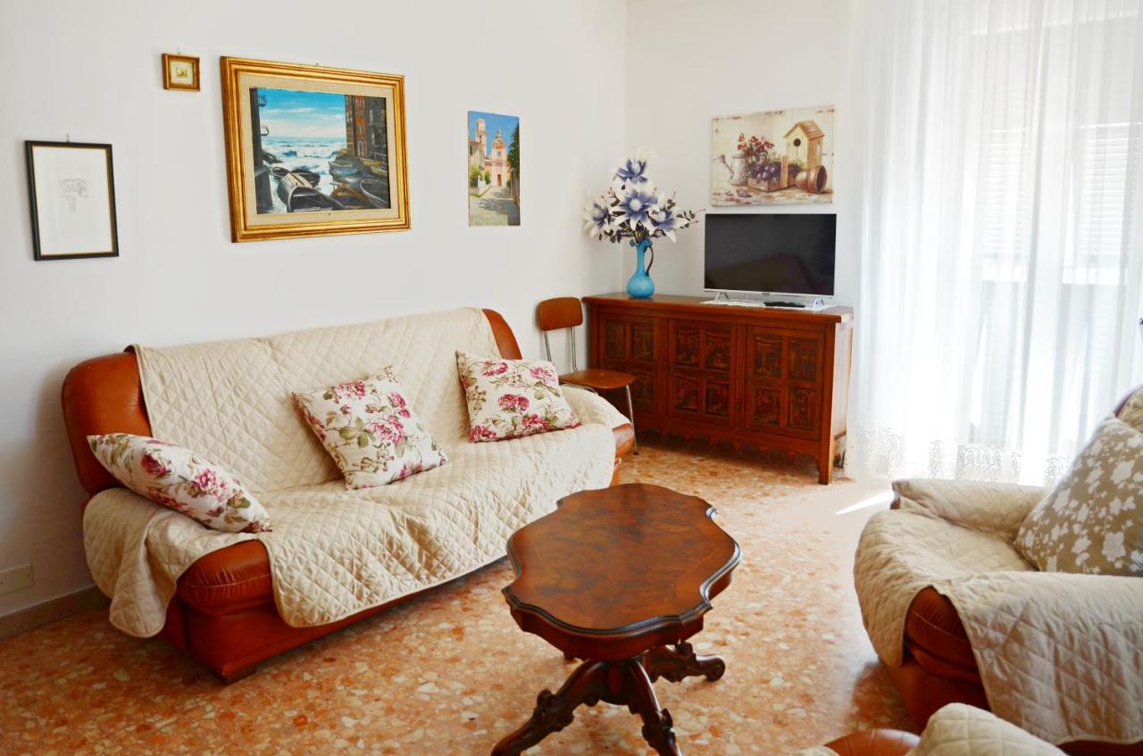 La Piazza - Appartamento Vacanze Piana Battolla Exteriér fotografie